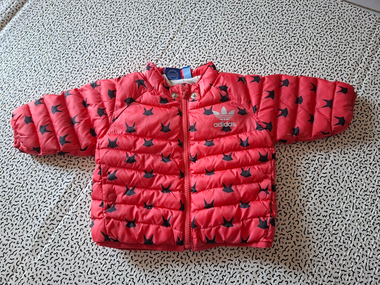 Adidas Originals doudoune bébé rouge corail imprimée 3-6 mois 68